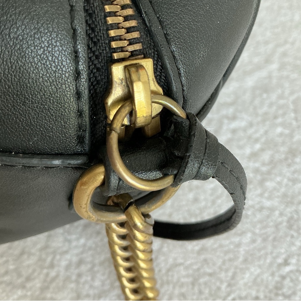 Gucci Black Chevron Crossbody with Gold Accents - Picture 9 of 16